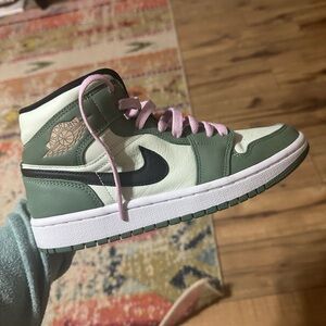 Nike air Jordan 1 mid dutch green